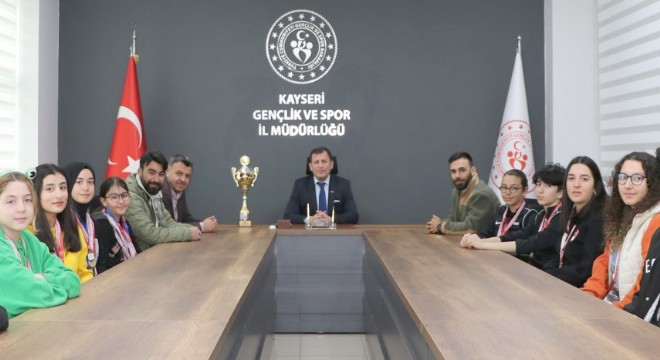  Erzurum'dan madalya ile döndüler